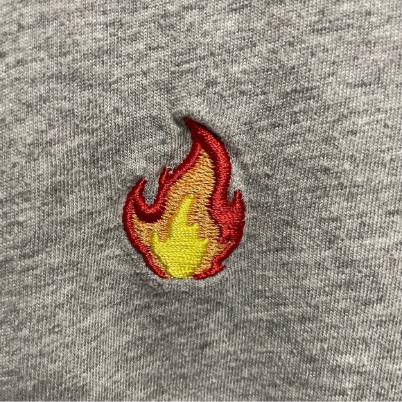 Aritzia Sunday Best Heather Gray Tee with Flame Embroidery Women’s XS - Picture 2 of 6